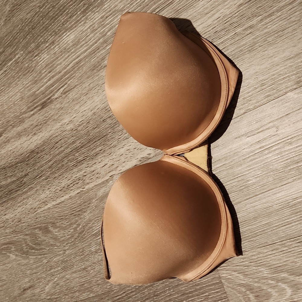 Victoria's Secret Very Sexy Push Up Bra 32DD